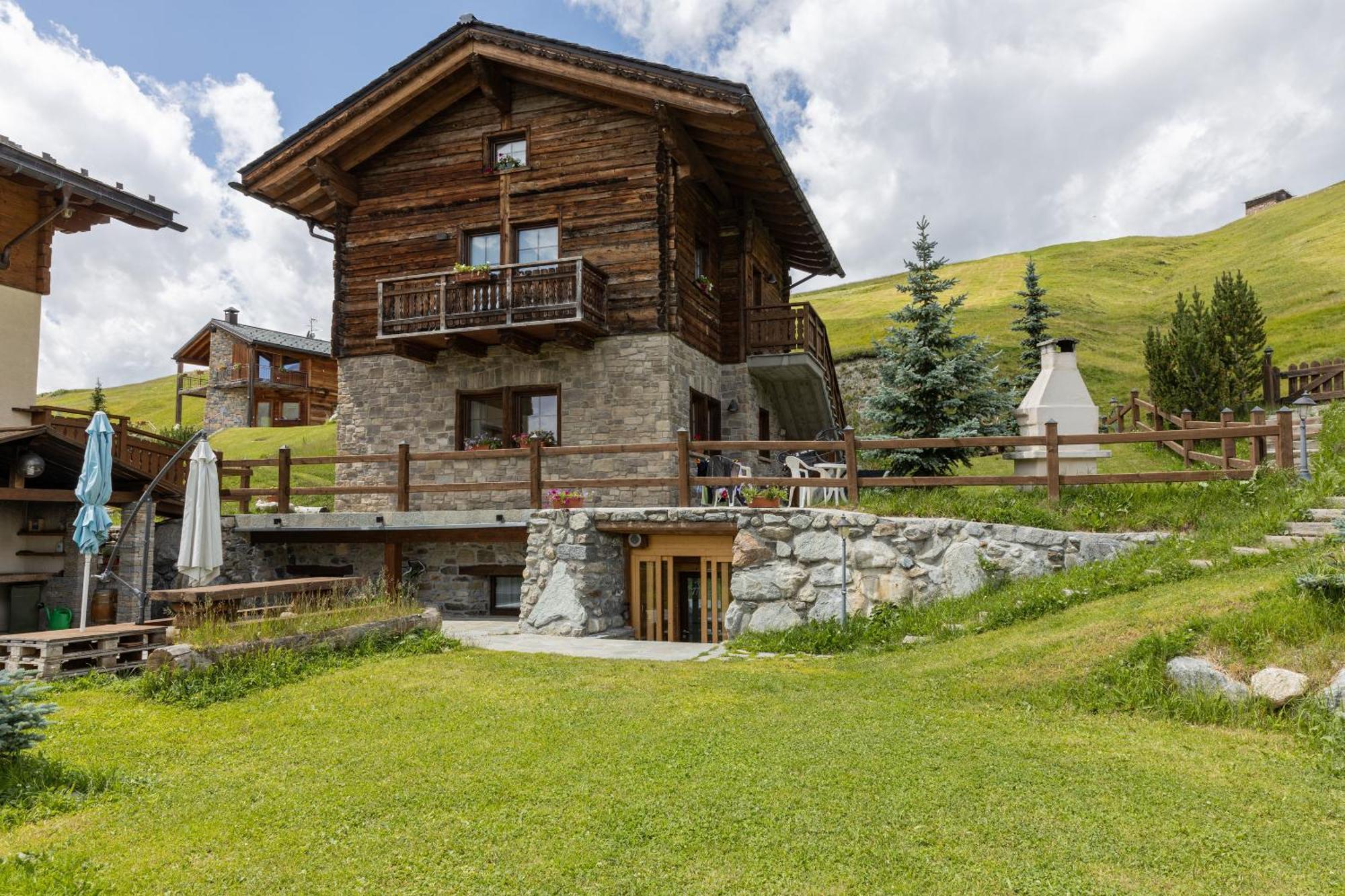 Appartement Pianeta Oro Avamposto Meteo à Livigno Extérieur photo