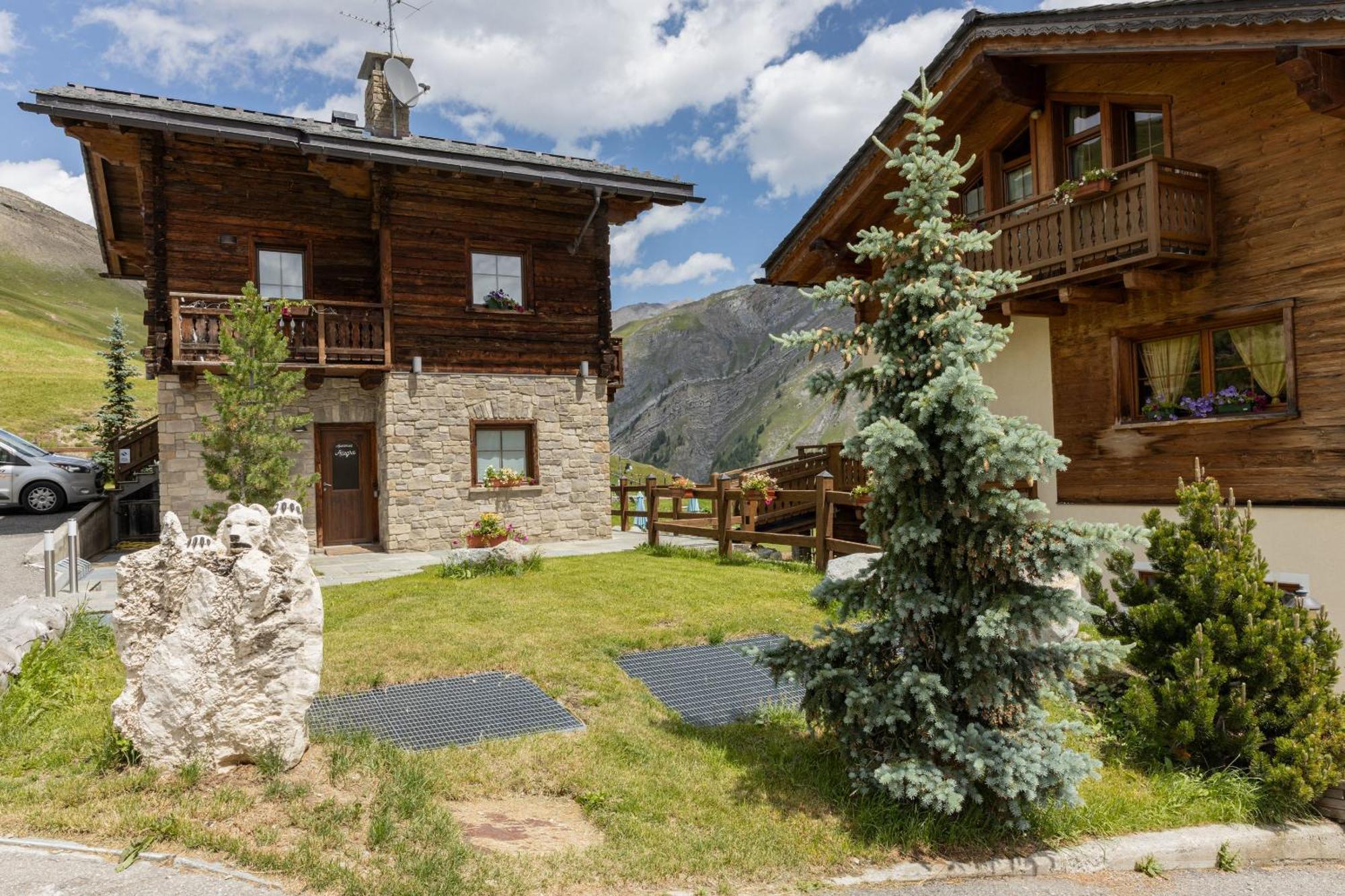 Appartement Pianeta Oro Avamposto Meteo à Livigno Extérieur photo