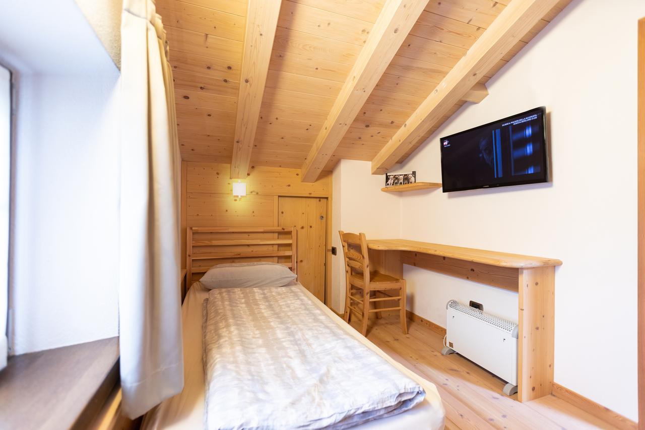 Appartement Pianeta Oro Avamposto Meteo à Livigno Extérieur photo